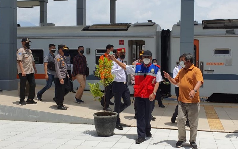  Bupati Berharap Pengoperasian Jalur KA Garut-Cibatu Jadi Kado Hari Jadi Garut