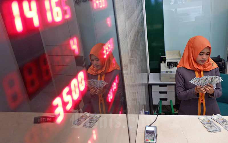  Kurs Jual Beli Dolar AS di Bank Mandiri (BMRI), BNI (BBNI), BRI (BBRI), dan BCA (BBCA) Hari Ini, Selasa 15 Februari 2022