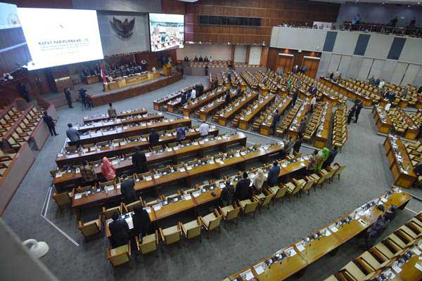Sah! DPR Tetapkan Anggota KPU dan Bawaslu 2022-2027