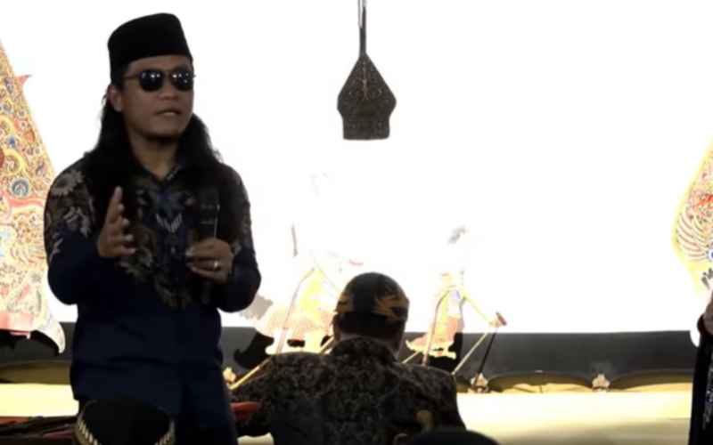 Dinilai Kasar dan Tak Pantas, Netizen Minta Gus Miftah Hapus Video Wayang Ustaz Khalid Basalamah
