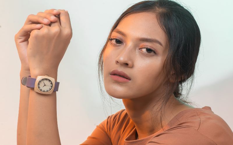  Eboni Watch, Jam Tangan Kayu Produk UMKM Klaten yang Go Internasional