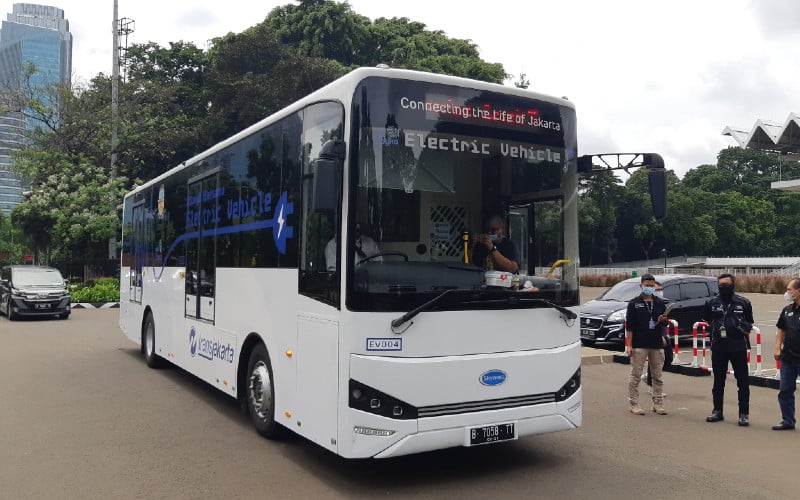  Bebaskan Jakarta dari Emisi, Komitmen Anies Baswedan Kebut Bus Listrik 