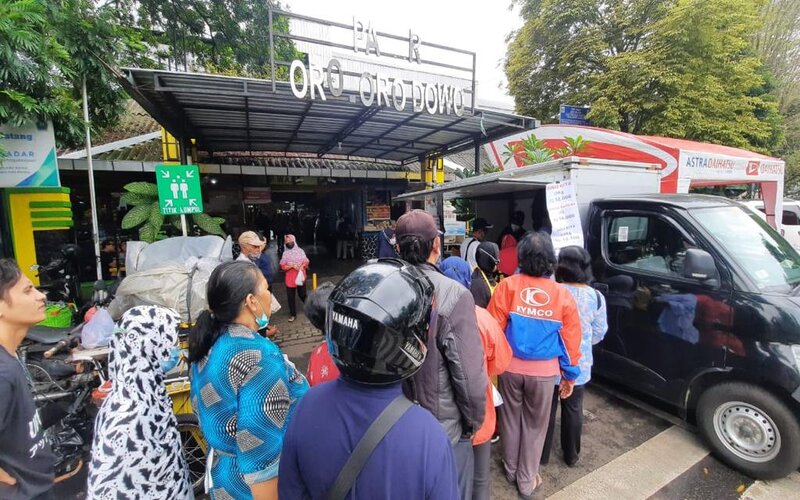  Bulog Malang Menyiapkan Minyak Goreng 30.000 Liter untuk Operasi Pasar