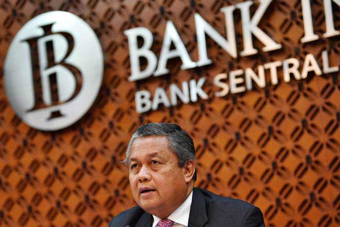 Gubernur Bank Indonesia Perry Warjiyo menyampaikan konferensi pers hasil Rapat Dewan Gubernur di Gedung Bank Indonesia, Jakarta, Kamis (21/2/2019)./ANTARA-Sigid Kurniawan