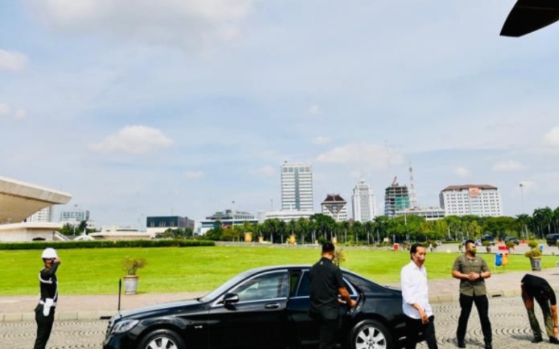  Bertolak ke Subang, Jokowi Tinjau Pelepasan Ekspor Mobil