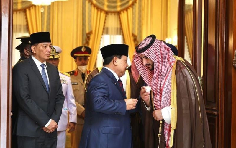  Menhan Prabowo Bertemu Pangeran Khalid bin Salman, Bahas Apa Saja?