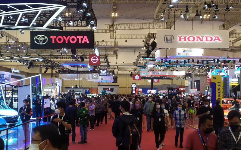  Jakarta Auto Week, Pameran Penuh Promo Diikuti 13 Merk