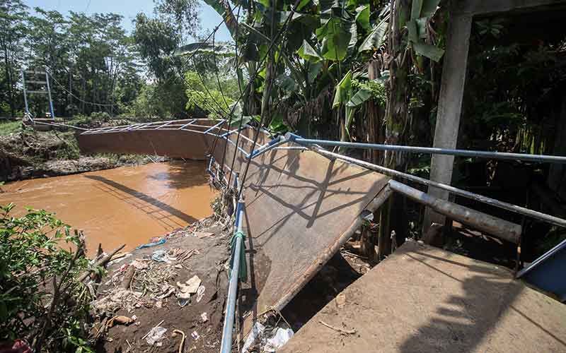  Banjir Bandang di Pasuruan Jatim Rusak Rumah Warga dan Jembatan