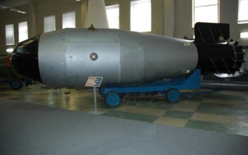 Tsar Bomba, bom nuklir terbesar sejagat raya yang pernah diciptakan oleh Rusia kala itu masih dalam koloni Uni Soviet./ Wikipedia Commons