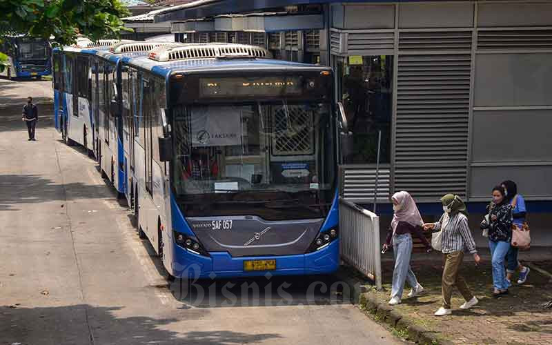  Transjakarta Kembali Membuka Kapasitas Angkut Menjadi 100 Persen