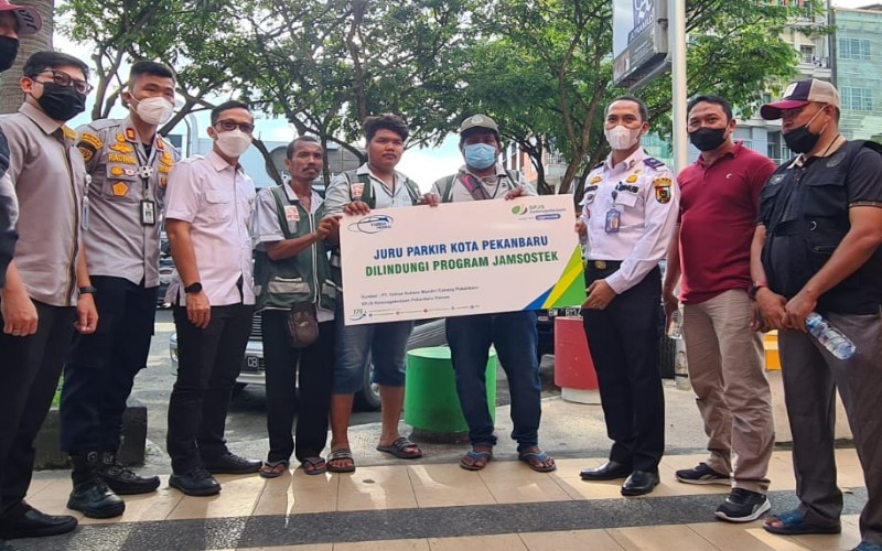  500 Juru Parkir Pekanbaru Terlindungi Program BPJamsostek