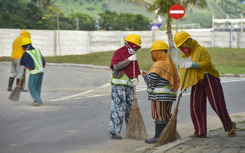  Pemda Lombok Tengah Fokus Benahi Infrastruktur Jalan