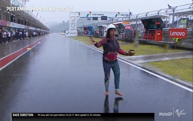  Ini Dia Sosok Rara Isti Wulandari, Pawang Hujan MotoGP Mandalika