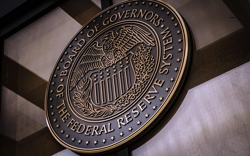  Semakin Agresif, The Fed Siap Naikkan Suku Bunga Sampai 0,5 Persen