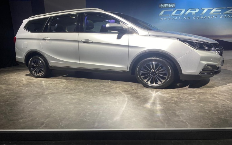 Wuling New Cortez/Wuling