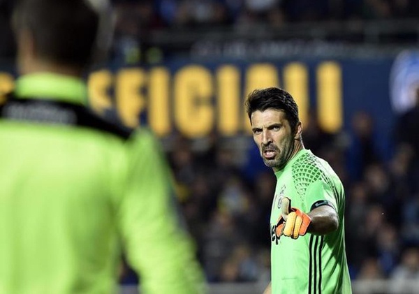  Lazio Mau Beli Kiper, Maurizio Sarri Minta Saran ke Buffon