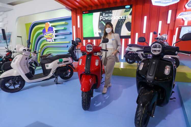 Target Penjualan Sepeda Motor 5.400.000 Unit