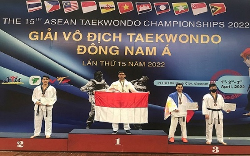  Osanando Naufal Raih Medali Emas di Asian Taekwondo Championship 2022