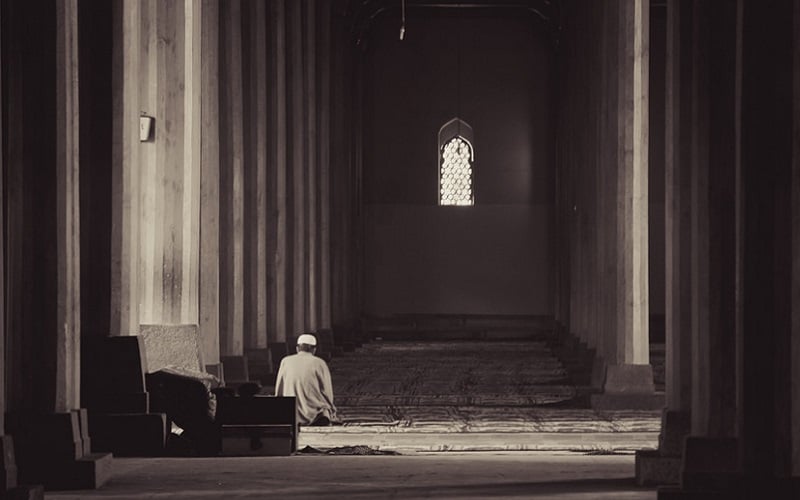  Tips Aman Ibadah Ramadan di Masjid saat Pandemi