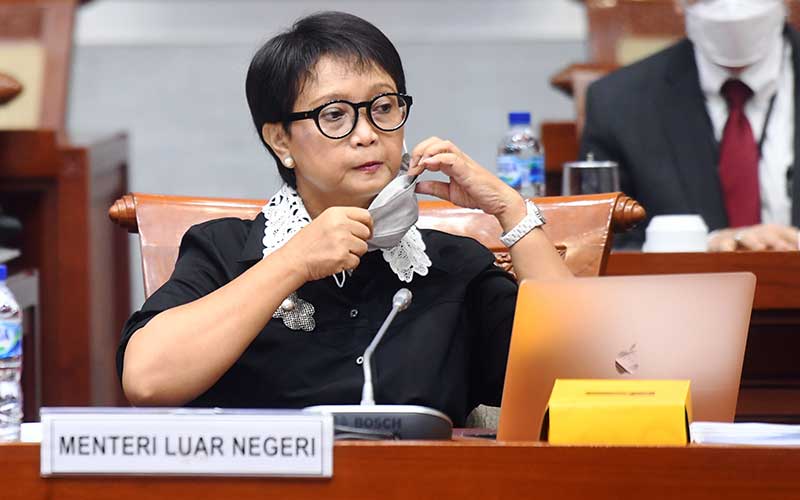  Menlu Retno Jelaskan ke DPR Upaya Indonesia Damaikan Rusia-Ukraina 