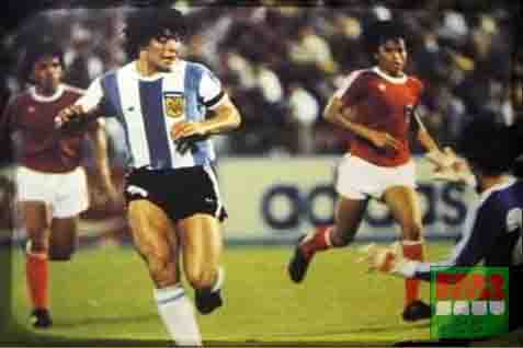 Jersey "Tangan Tuhan" Diego Maradona Bakal Dilelang, Perkiraan Harga Jualnya Capai Rp75 Miliar