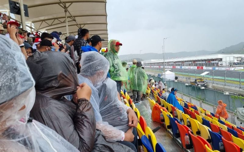  Tiket Pesawat Saat MotoGP Sumbang Inflasi Tertinggi di NTB