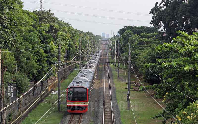  KRL Jabodetabek Kembali Beroperasi Hingga Jam 24.00 WIB