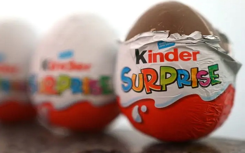 Penampakan telur cokelat Kinder Surprise - BBCrn