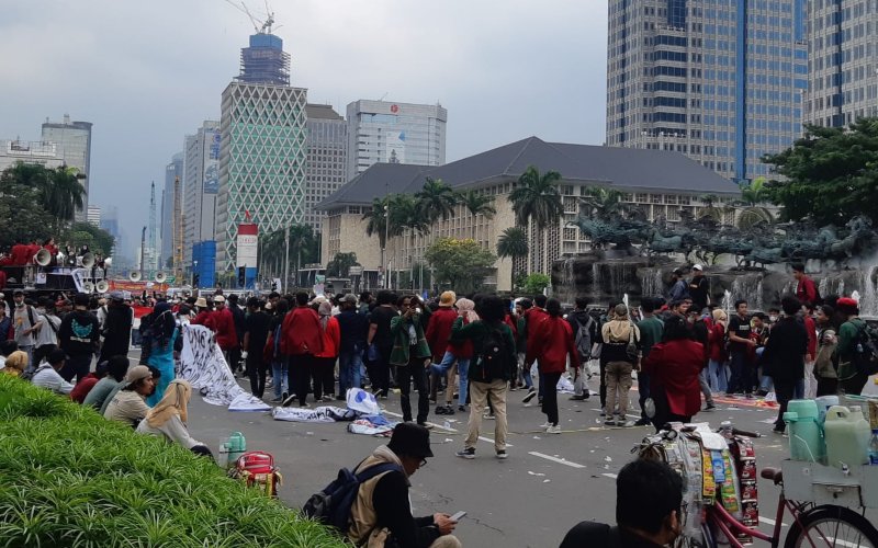 DEMO BEM SI 11 April 2022: Massa Mulai Tinggalkan Area Istana