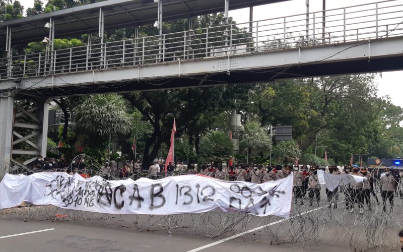  DEMO BEM SI 11 April 2022: Mahasiswa Universitas Bung Karno Bubarkan Diri