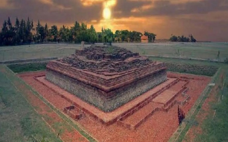  Menilik Lebih Jauh Candi Jiwa, Wisata Purbakala di Pesisir Karawang