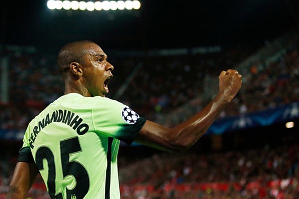 Fernandinho, gelandang Manchester City/Reuters