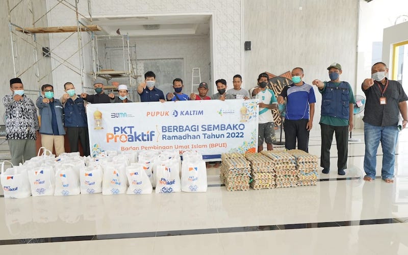  PKT Proaktif Salurkan 3.300 Paket Sembako Ramadan Bagi Warga Bontang