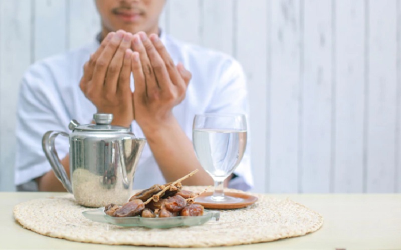  Tips Jaga Nutrisi dan Kesehatan Anda di Bulan Ramadan