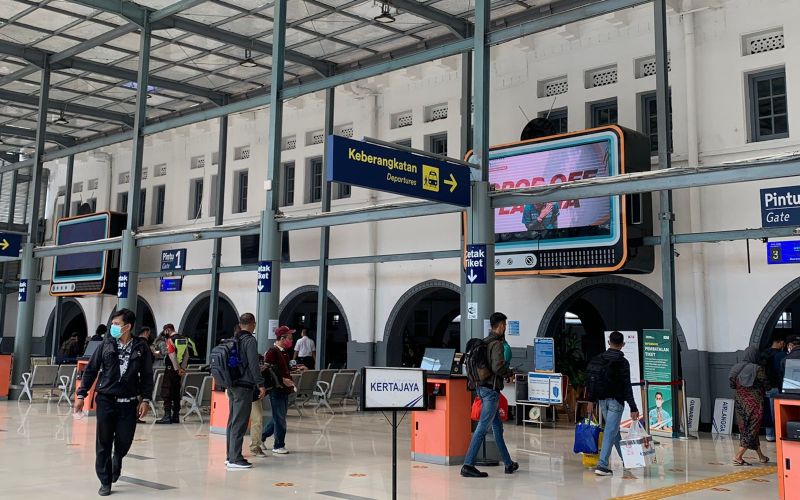  Mudik Lebaran 2022, KAI Siapkan Pengamanan di Stasiun Pasar Senen