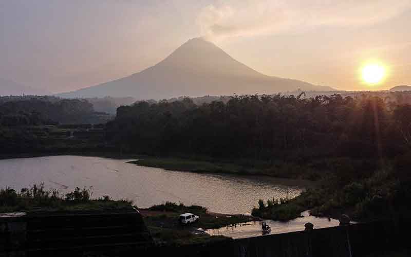  BPPTKG Yogyakarta Catat Terjadi 31 Guguran Gunung Merapi Dengan Potensi Bahaya