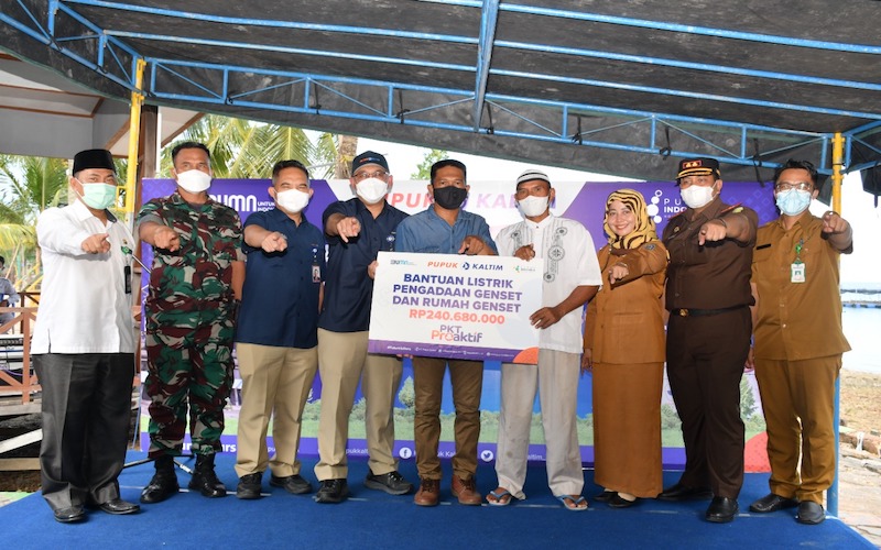  Penuhi Listrik di Pulau Gusung, PKT Proaktif Salurkan Bantuan Genset Senilai Rp240,6 Juta