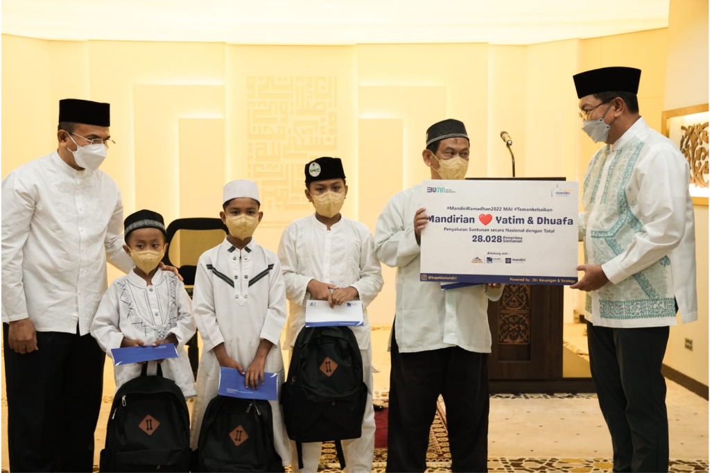  Berbagi Kebersamaan di Bulan Ramadan 1443 H, Bank Mandiri Santuni 28.028 Anak Yatim dan Dhuafa secara Nasional