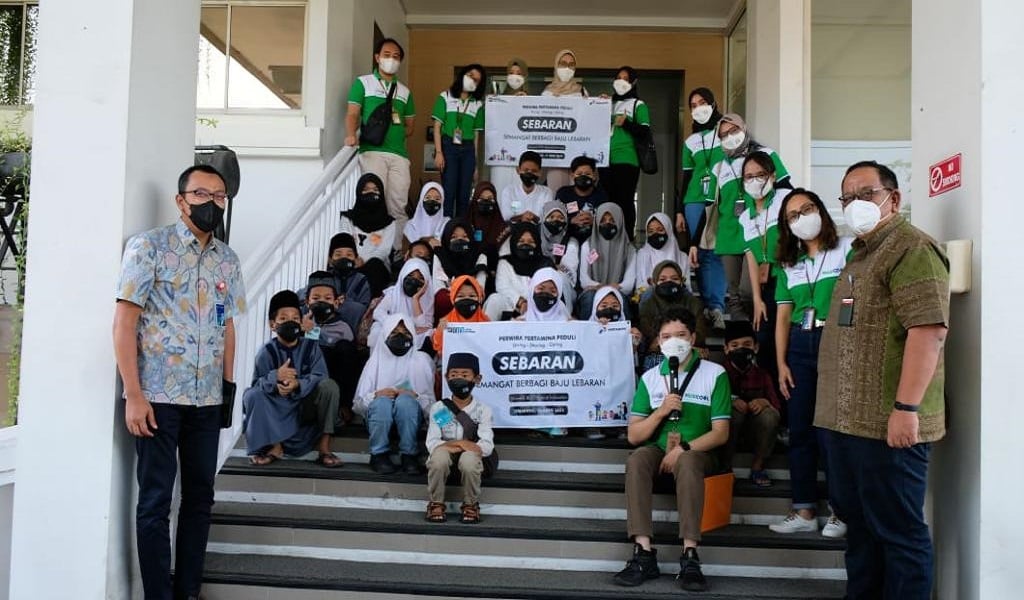  Berbagi Kebahagiaan di Bulan Ramadan, Relawan Pekerja Pertamina Patra Niaga Regional Jawa Bagian Tengah Ajak Anak Yatim Berburu Baju Lebaran