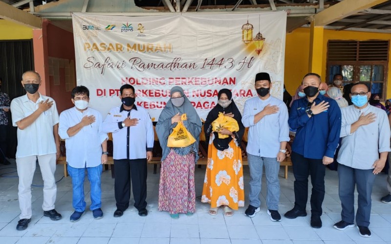  PTPN V Distribusikan 1,4 Ton Minyak Goreng Murah di Provinsi Riau