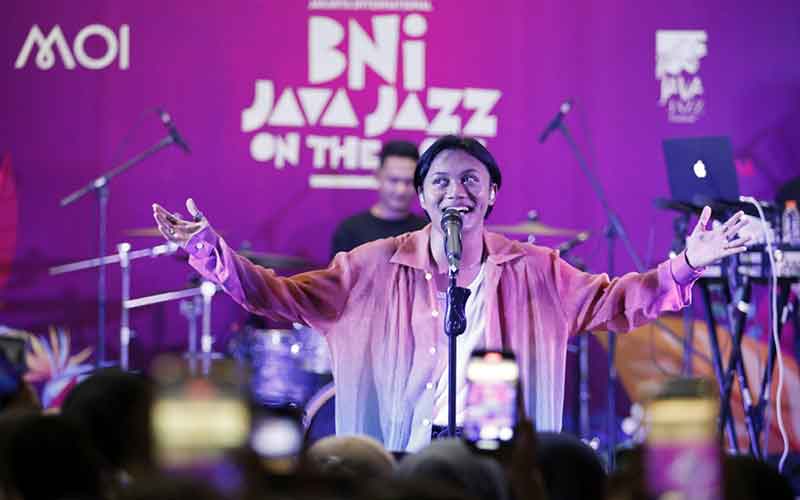  Rizki Febian Tampil Pada BNI Java Jazz On The Move