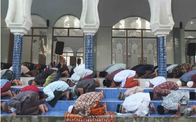  Doa di Sela Takbir Salat Idul Fitri: Bacaan dan Tata Caranya