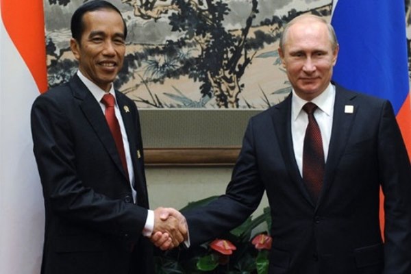 Presiden RI Joko Widodo (kiri) dan (kanan) Presiden Rusia Vladimir Putin/indonesia.mid.ru