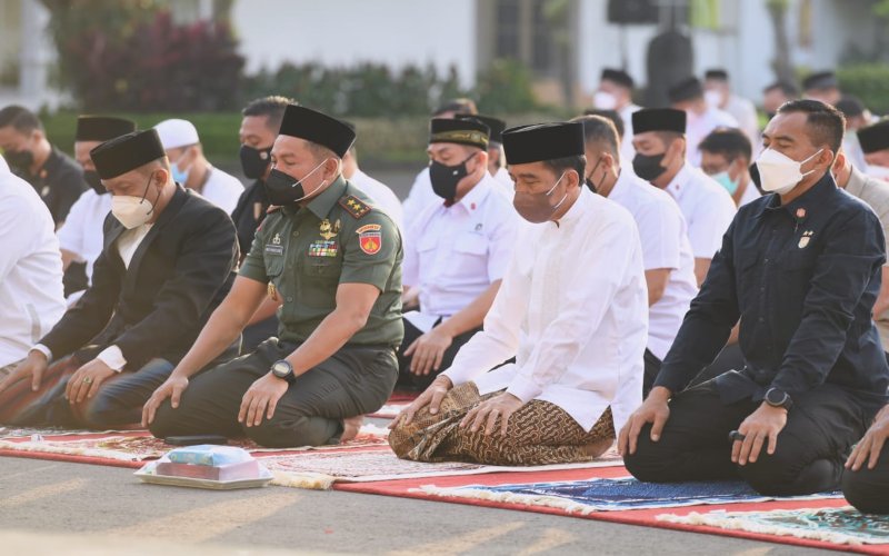  Bareng Iriana, Presiden Jokowi Salat Idulfitri di Yogyakarta