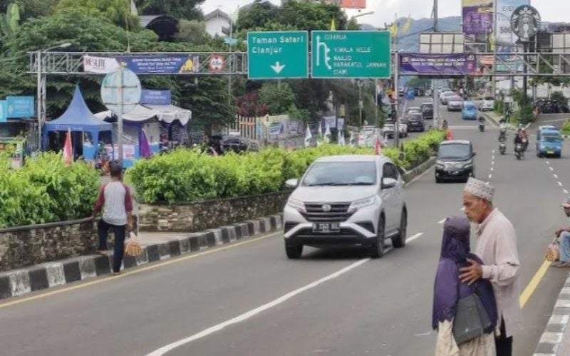  Lebaran Hari Kedua, Polisi Berlakukan Ganjil Genap di Jalur Puncak Hari Ini