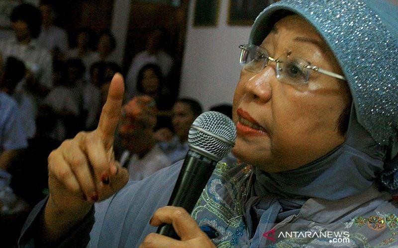  Obituari Lily Wahid, Sosok Pencetus Hak Angket Bank Century