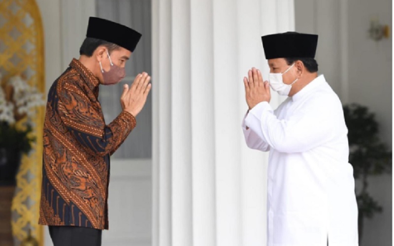 Menteri Pertahanan Pabowo Subianto dan Presiden Joko Widodo saat Idulfitri, Senin (2/5/2022)./Instagram @prabowo