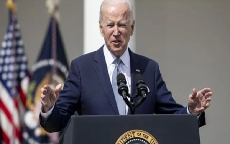 Presiden Amerika Serikat (AS) Joe Biden menghadiri sebuah acara tentang memerangi kejahatan ghost gun atau senjata api rakitan tanpa nomor seri, di Gedung Putih di Washington DC, Amerika Serikat, pada 11 April 2022./Antara