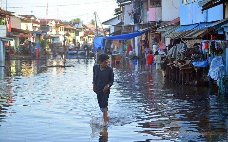  Banjir Rob Genangi Sejumlah Titik di Kota Padang Sejak Tiga Hari Terakhir