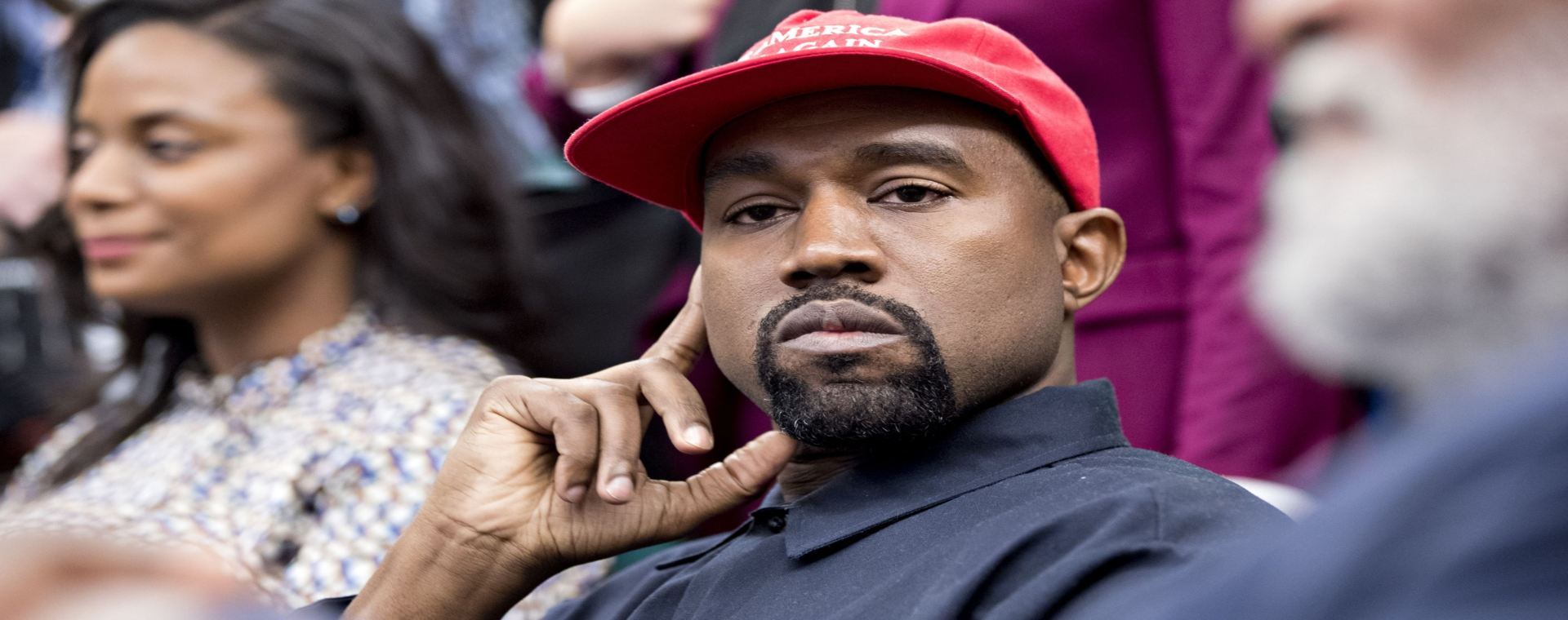  Rahasia Sumber Cuan yang Bikin Kanye West Tajir Melintir
